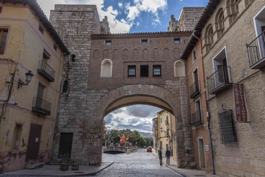 Zaragoza - Daroca 27 - Puerta de Abajo.jpg